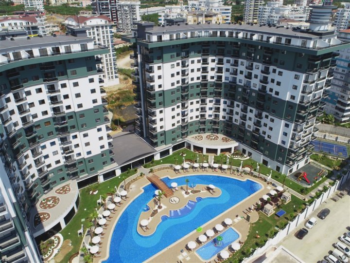 1-Bedroom Apartment For Sale Close to the Sea in Mahmutlar, Alanya