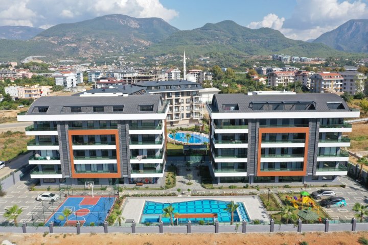 2 Bedroom Apartment with Pool For Sale in Oba, Alanya
