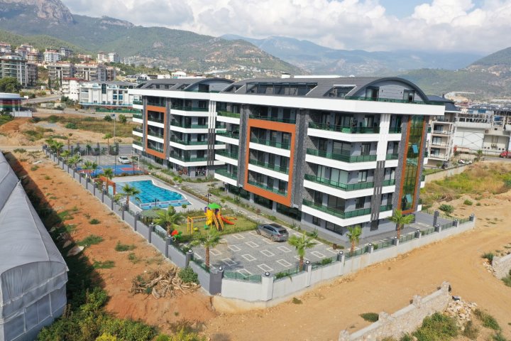 2 Bedroom Apartment with Pool For Sale in Oba, Alanya