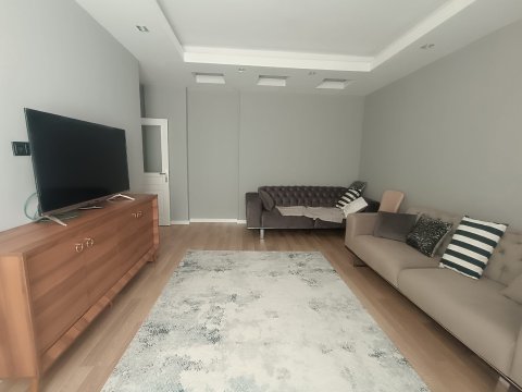 2-værelses lejlighed med pool til salg i Oba, Alanya