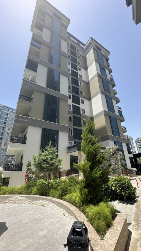 Spacious Corner 1+1 Apartment for Sale in Mahmutlar, Alanya