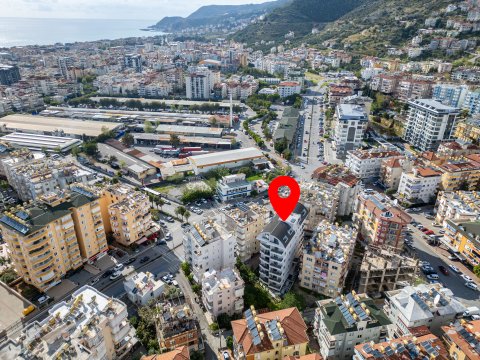 Modern 1+1 Apartment in Center of Alanya with Social Facilities