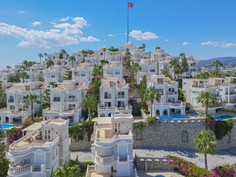 Luxury 4+2 Sea-View Villa in Alanya Konakli – Fully Furnished