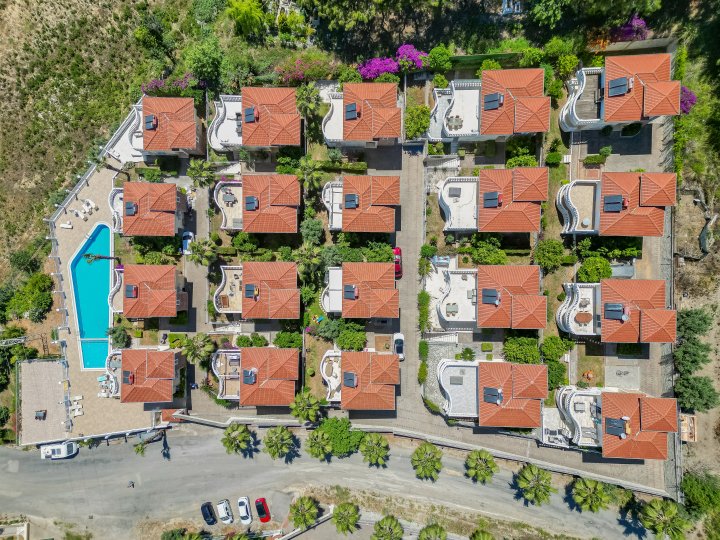 Spacious 3+1 Sea-View Home for Residence in Alanya Tepe