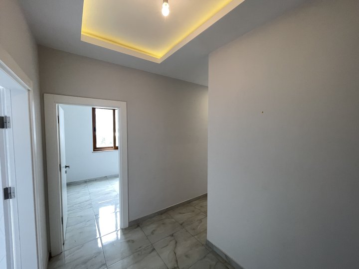 Prostrani 2+1 stan s bazenom, teretanom i društvenim sadržajima u modernoj rezidenciji