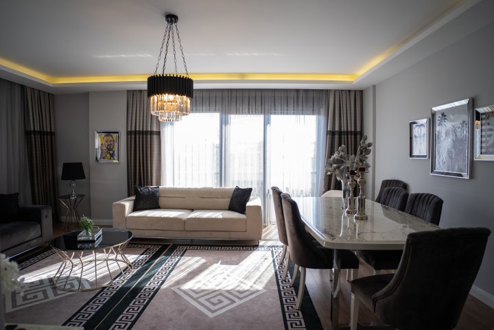 3-Bedroom Apartment in Kadikoy, Istanbul For Sale with City Center Access