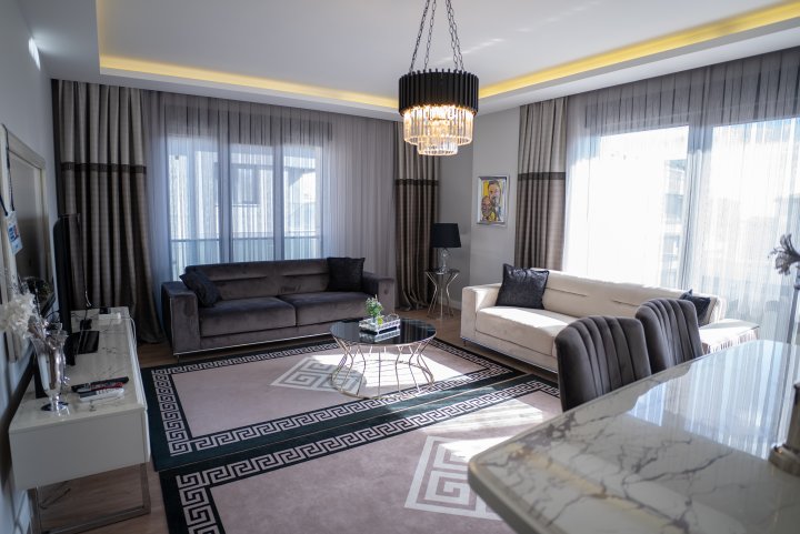 3-Bedroom Apartment in Kadikoy, Istanbul For Sale with City Center Access