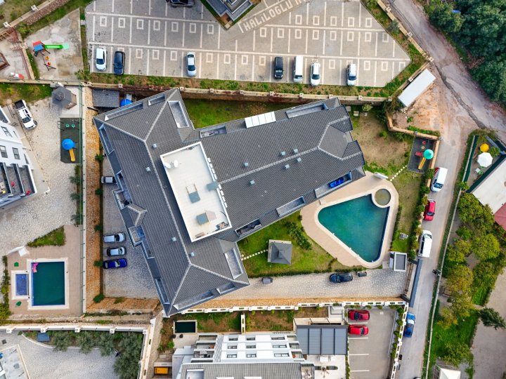 Furnished 1+1 Apartment for Sale in Oba, Alanya