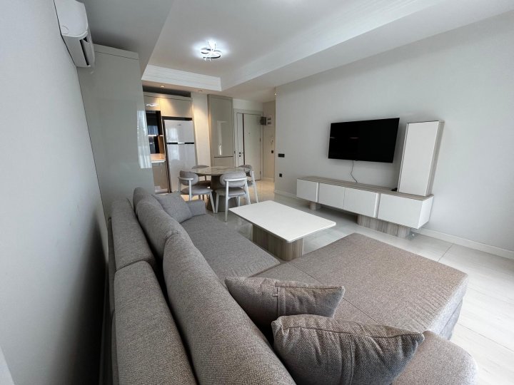 Buy 1+1 Furnished Flat in Azura World Turkler Alanya