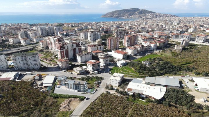 Cikcilli, Alanya'da Satılık Havuzlu ve Spor Salonlu 1+1,2+1 ve 3+1 Daireler