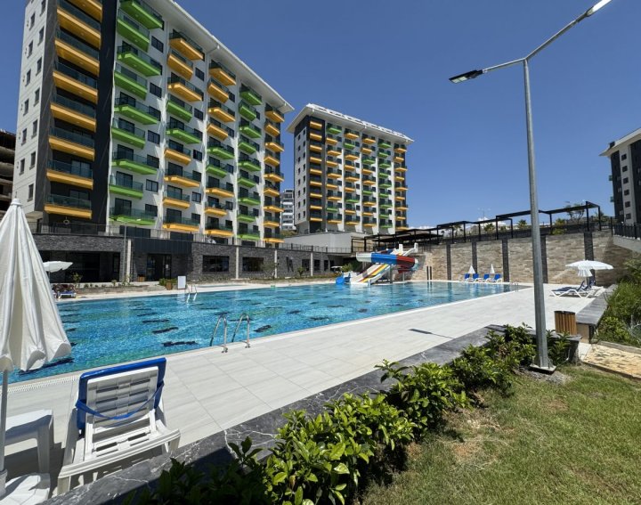 فروش: آپارتمان‌های ۱-۴ خوابه آوسالار  آلانیا با دسترسی به استخر