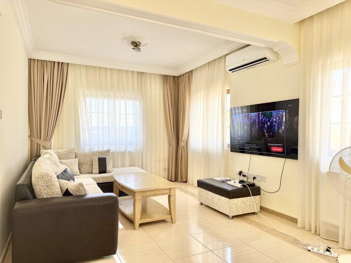 Villa Vintage de 3 Dormitorios en Karsiyaka, Kyrenia