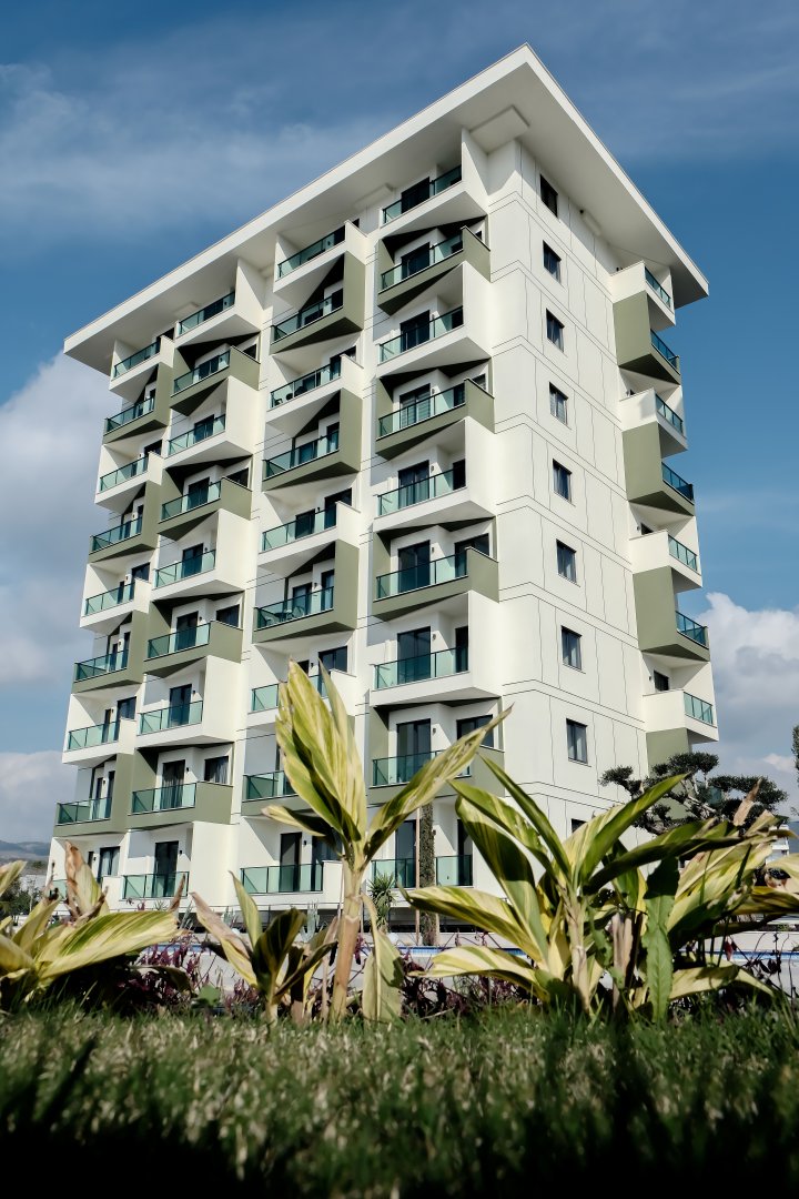 Demirtaş Alanya'da Satılık Yüzme Havuzlu 1+1 ve 2+1 Satılık Daireler 