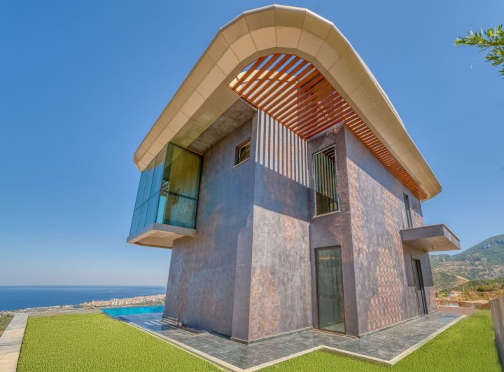 Villa with Citizenship and Sea View in Alanya Kargicak - 4 Bedrooms