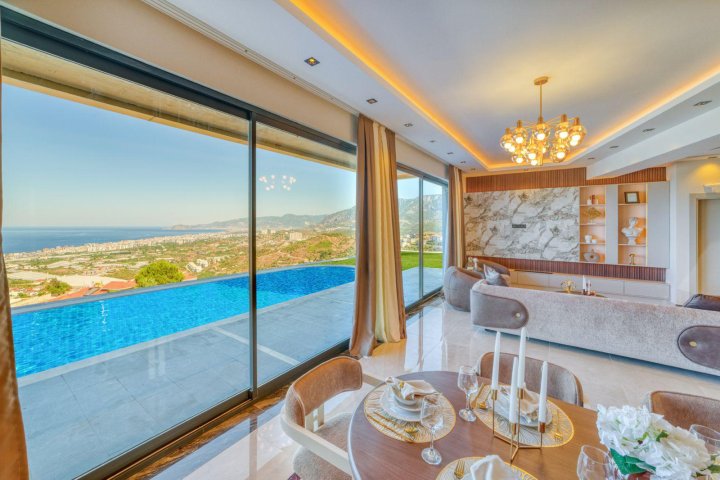 Villa with Citizenship and Sea View in Alanya Kargicak - 4 Bedrooms