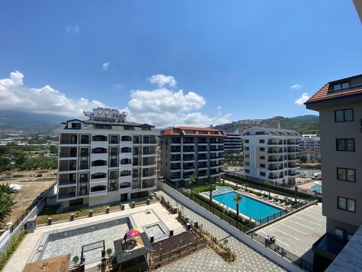 Alanya Kargıcak'ta Satılık Havuzlu Deniz Manzaralı 1+1,2+1 ve 3+1 Daireler