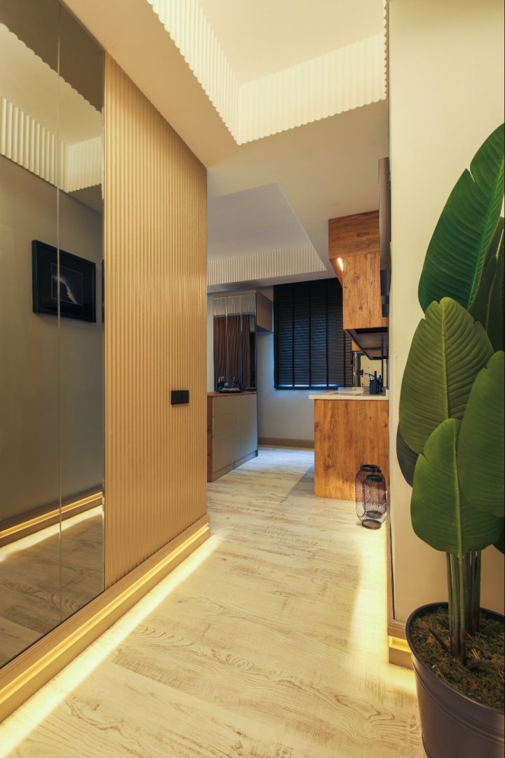 Satılık: Mezitli'de Şehir Merkezine ve Plaja Yakın 2+1 Daire