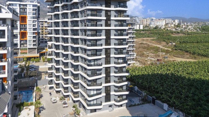 Alanya Mahmutlar'da Satılık Daireler: Plaja Yakın 1+1 ve 2+1 Daireler