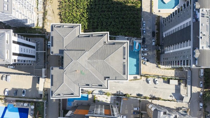 Alanya Mahmutlar'da Satılık Daireler: Plaja Yakın 1+1 ve 2+1 Daireler