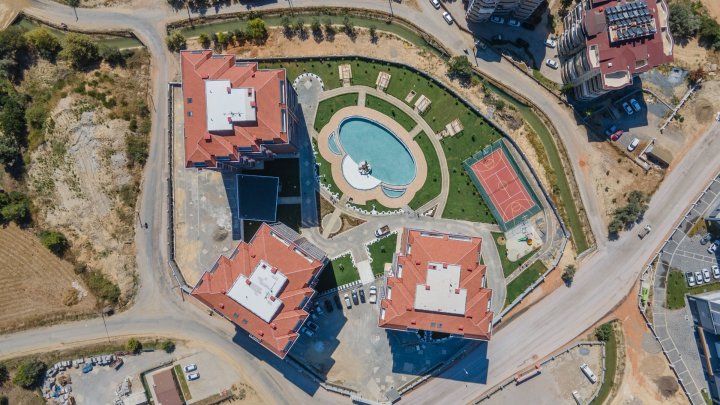 Appartement à vendre à Avsallar, Alanya avec piscine et cinéma, 4-5 chambres