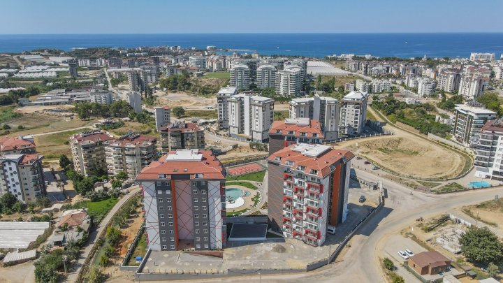 Appartement à vendre à Avsallar, Alanya avec piscine et cinéma, 4-5 chambres