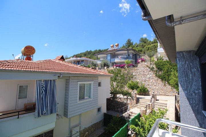 Вилла на продажу с видом на море и гражданством в Аланье Бекташ