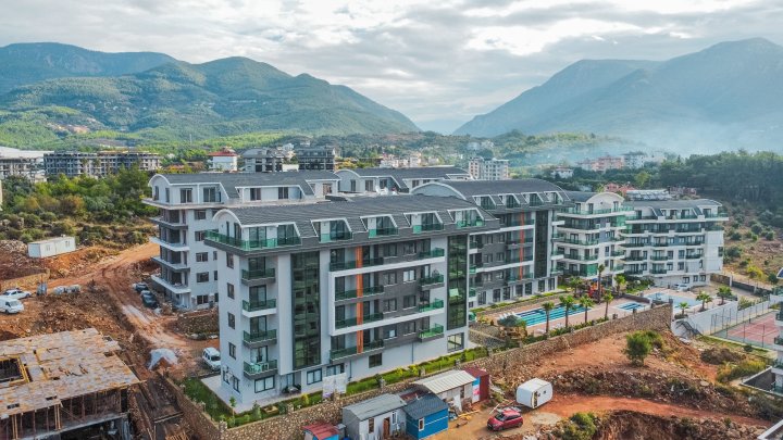 1-Bedroom Apartment for Sale in Oba, Alanya with Pool Access