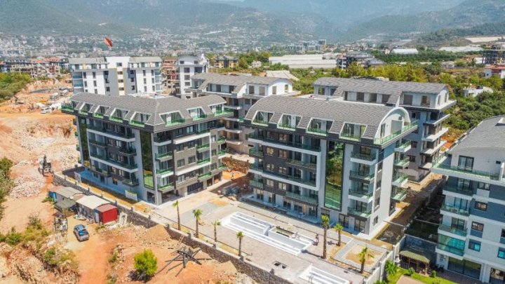 1-Bedroom Apartment for Sale in Oba, Alanya with Pool Access
