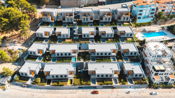 شهروندی ارائه شده: ویلا با 3-5 خواب در کوناکلی آلانیا، نزدیک به ساحل