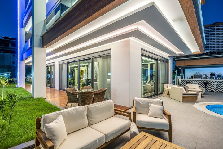 Alanya, Kargicak’ta Deniz Manzaralı Özel 3 Yatak Odalı Villa Satılık – Vatandaşlık Fırsatı