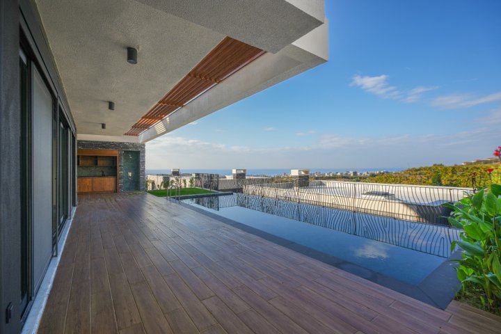 Satılık: Deniz Manzaralı Lüks Villa - Kargıcak Alanya'da 