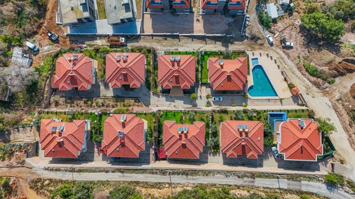 Zu verkaufen: 3-Zimmer-Villa mit Staatsbürgerschaft in Bektas, Alanya