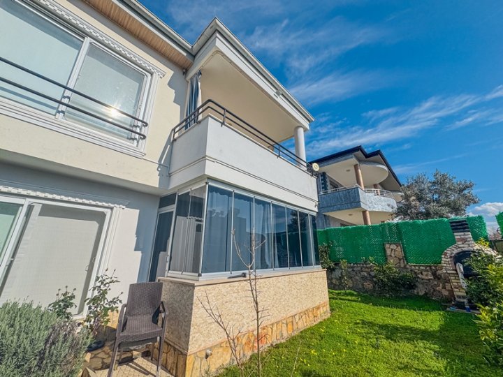 Zu verkaufen: 3-Zimmer-Villa mit Staatsbürgerschaft in Bektas, Alanya