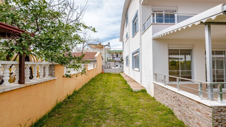 Antalya Serik'te Satılık Lüks Villalar 