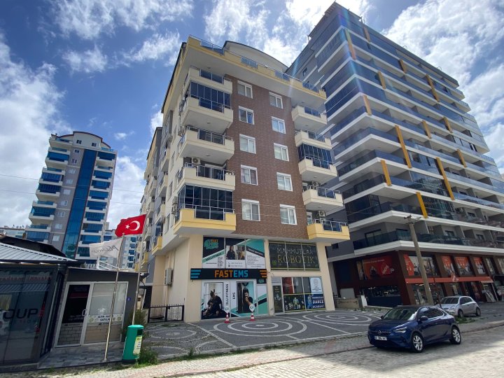 Apartament z 1 sypialnią na sprzedaż z basenem w Mahmutlar, Alanya