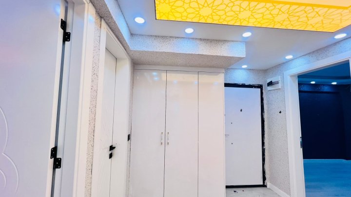 Two-bedroom refirbished apartment for sale in Muratpaşa, Antalya