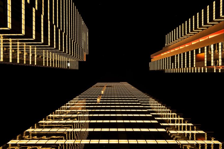 Propriedade Comercial no Centro da Cidade com 1-5 Quartos e Vista Mar à Venda