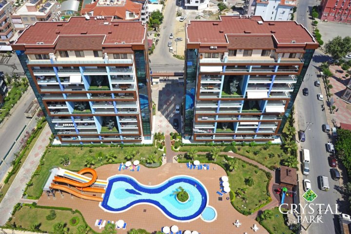 Cikcilli, Alanya'da Satılık 2 Yatak Odalı Daire - Havuz Erişimiyle