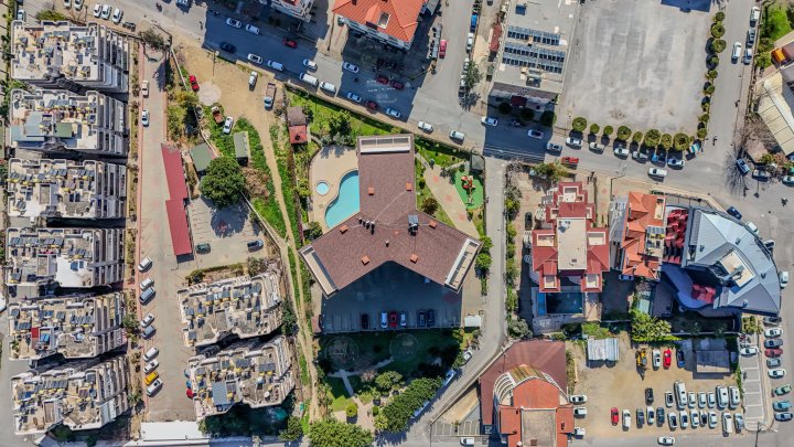 Alanya Cikcilli: Invest in a 3-Bedroom Apartment Near the Beach and Pool