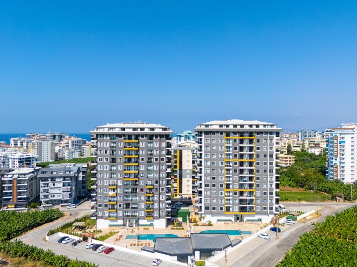 Mahmutlar, Alanya'da Plaja Yakın, Havuzlu 1+1 Satılık Daire