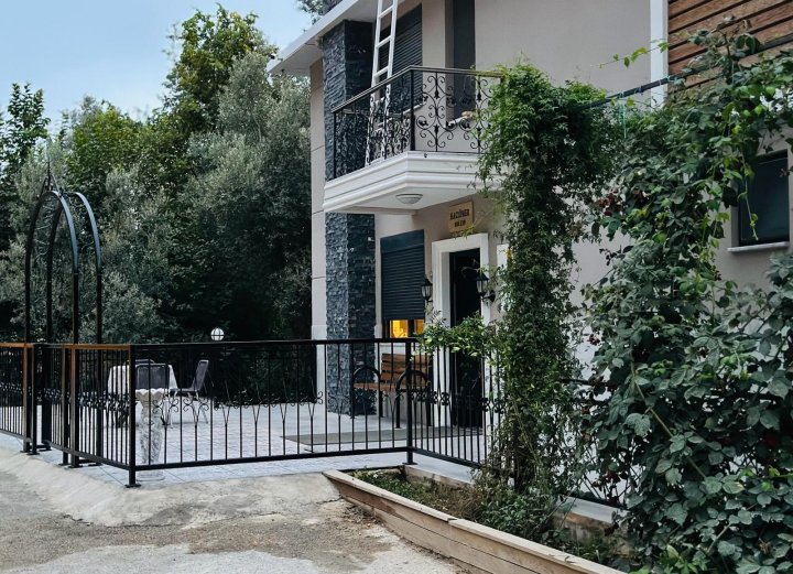 Lyxigt hus med 6 sovrum i stadsdelen Mahmutseydi, Alanya