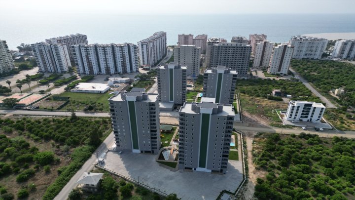 Mersin Erdemli Lejlighed til Salg: 2 Soveværelser, 380m til Stranden