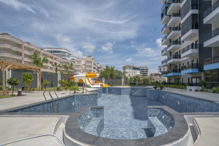 برای فروش: آپارتمان یک خوابه آلانیا با نمای شهر و دریا