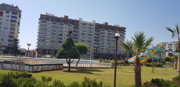 Buy 2 or 3 Bedroom Apartments in Erdemli, Mersin with Pool and Sea View