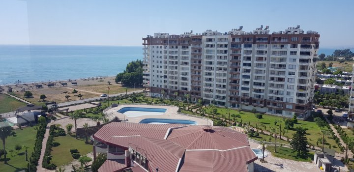 Buy 2 or 3 Bedroom Apartments in Erdemli, Mersin with Pool and Sea View