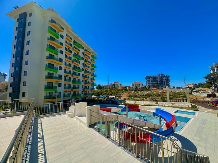 فروش: آپارتمان آلانیا آوسالار با استخر در نزدیکی ساحل