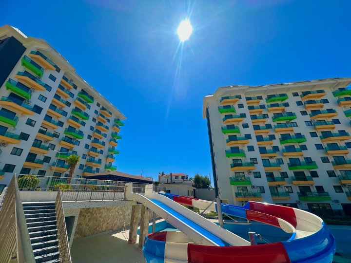 فروش: آپارتمان آلانیا آوسالار با استخر در نزدیکی ساحل