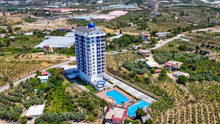 Mahmutlar, Alanya'da Havuz ve Deniz Manzaralı 1+1 Satılık Daire