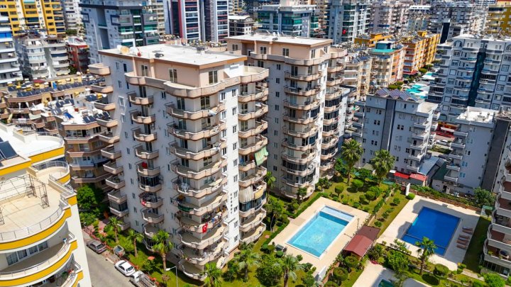 Mahmutlar, Alanya'da Satılık Havuzlu 2+1 Daire