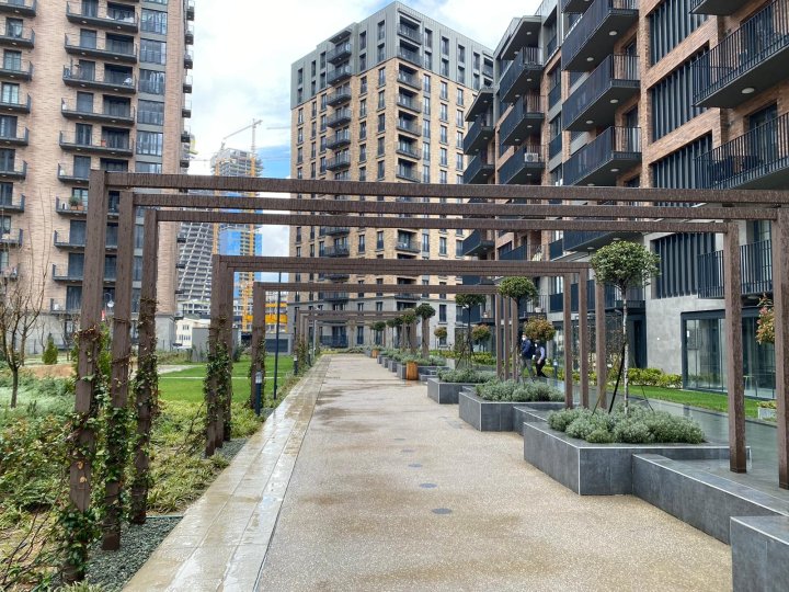 Umraniye Lejligheder til Salg: 1-2 Soveværelser med Pool og Statsborgerskab